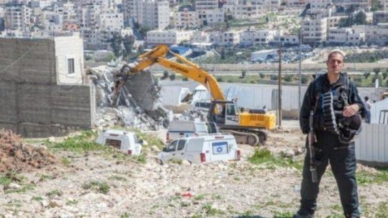 الاحتلال يخطر بهدم منازل في سلوان جنوب المسجد الأقصى