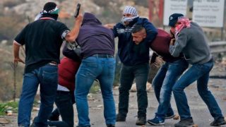 إصابة ثلاثة مواطنين بهجوم للمستوطنين على الرأس الأحمر جنوب طوباس