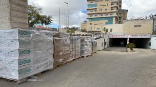 غزة.. الهلال الأحمر الفلسطيني يسير 9 شاحنات محملة بأكثر من 3 ملايين وحدة دواء لإنقاذ الوضع الصحي