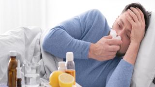 لقاح شامل ضد البرد والإنفلونزا وكوفيد والحساسية.. ما قصته؟