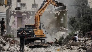 جرافات الاحتلال تهدم منزلا شرق القدس