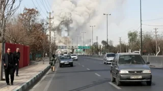 هجمات إيران تطال أذربيجان.. وباكو تستدعي السفير