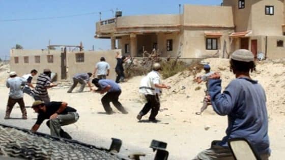 مستوطنون يهاجمون منازل المواطنين في بيتا جنوب نابلس ويقتحمون المنطقة الصناعية في بيرزيت ويعربدون قرب منازل في جفنا