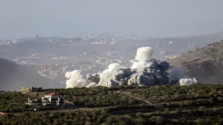 100 غارة في 10 دقائق.. هجوم واسع على “مواقع النخبة” لحزب الله في لبنان