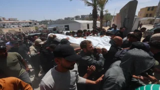 بحر غزة وبرها تحت النار.. 3 شهداء جدد واعتقال 6 صيادين في تصعيد إسرائيلي مستمر