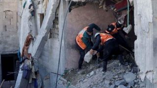 الدفاع المدني بغزة: 134 استهدافاً إسرائيلياً منذ وقف إطلاق النار طالت منازل وخياماً للنازحين