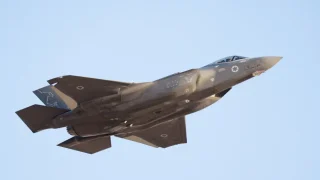 تعزيزاً للتفوق الجوي.. إسرائيل تصادق على شراء سربين جديدين من مقاتلات F-35 وF-15i