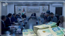 الحكومة: قبل العيد صرف دفعة من الرواتب وإجازة الأضحى من الثلاثاء حتى السبت