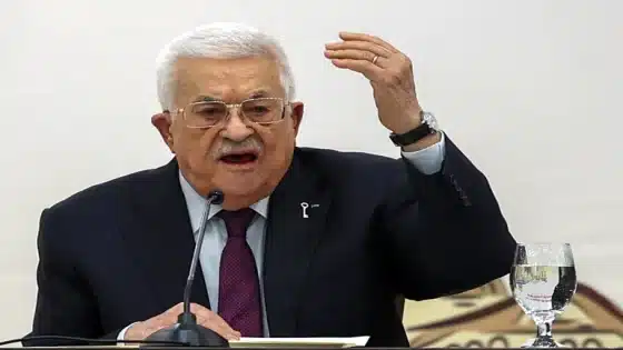 انتخاب “ابومازن” رئيساً وقائداً عاما لحركة فتح