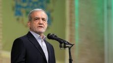 الرئيس الإيراني: واشنطن تسعى لنقل الحرب إلى ساحة الاقتصاد بعد فشلها عسكريا