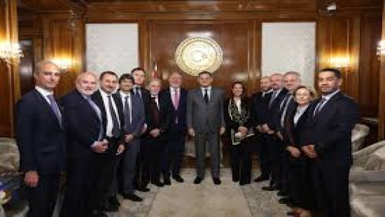 رئيس الوزراء يلتقي وفدًا برلمانيًا يضم ممثلين عن 3 أحزاب بريطانية