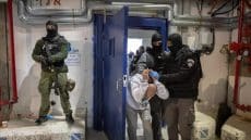 الاحتلال يعتقل شابين من كوبر شمال رام الله وشقيقين من حوسان غرب بيت لحم