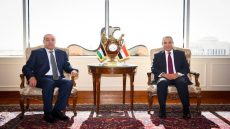 الشيخ يبحث مع وزير الخارجية المصري آخر التطورات والأوضاع في الأراضي الفلسطينية