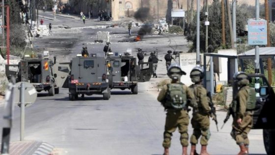 جيش الاحتلال يشن حملة مداهمات واعتقالات في الضفة