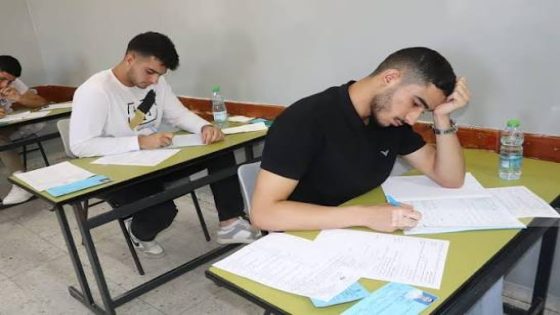 من قريتي المغير وأبو فلاح رئيس الوزراء يطلق امتحان الثانوية العامة