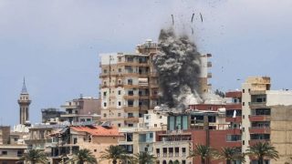 الدفاع المدني: على جنوب لبنان 16 قتيلا بغارات إسرائيلية