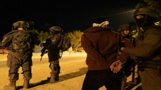 حملة مداهمات فجر الخميس: الاحتلال يعتقل 5 مواطنين من قلقيلية و4 آخرين من نابلس