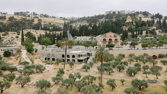القدس المحتلة.. الاحتلال يقتحم أرضاً كنسية في سلوان ويطرد حارسها