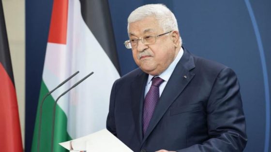 الرئيس عباس يؤكد أولوية تثبيت وقف إطلاق النار لغزة وإدخال المساعدات