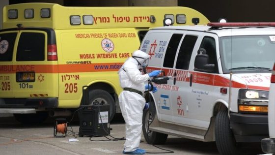 بعد ظهور أعراض مرضية.. فحوصات لحالة مشتبه بإصابتها بالإيبولا في إسرائيل