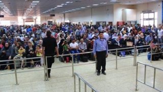 اتفاق فلسطيني أردني على خطوات مشتركة لتسهيل السفر عبر معبر الكرامة