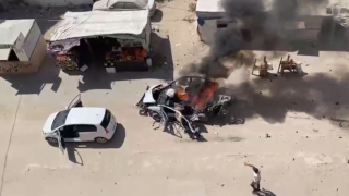 شهيدان وعدد من المصابين إثر قصف إسرائيلي استهدف مركبة وخيمة في غزة والنصيرات