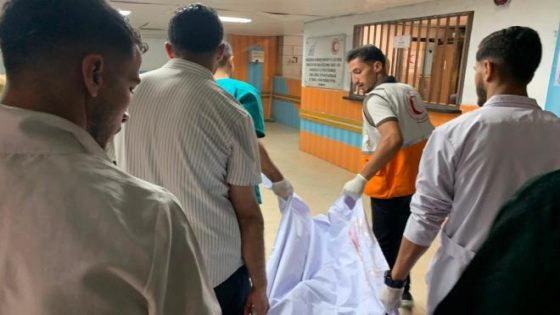 استشهاد فلسطينيين وإصابة آخر في استهداف إسرائيلي لورشة صيانة بحي الصبرة