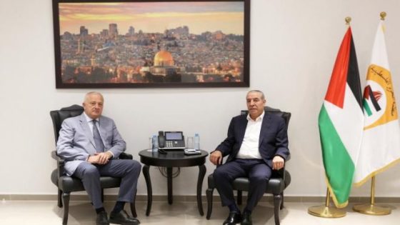 الشيخ يبحث مع ممثل روسيا الاتحادية لدى فلسطين آخر المستجدات والتطورات السياسية