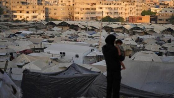 وزارة الأشغال العامة تُطلق خطة التعافي المبكر وتبدأ إعادة إيواء ألفي أسرة في قطاع غزة
