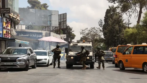 الاحتلال يشن حملة مداهمات واعتقالات واسعة في الضفة تطال نساء وتستهدف جنين والخليل ونابلس وبيت لحم