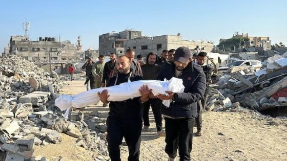 شهيد وعدد من الإصابات جراء غارة لطائرة مسيرة إسرائيلية وسط مدينة غزة